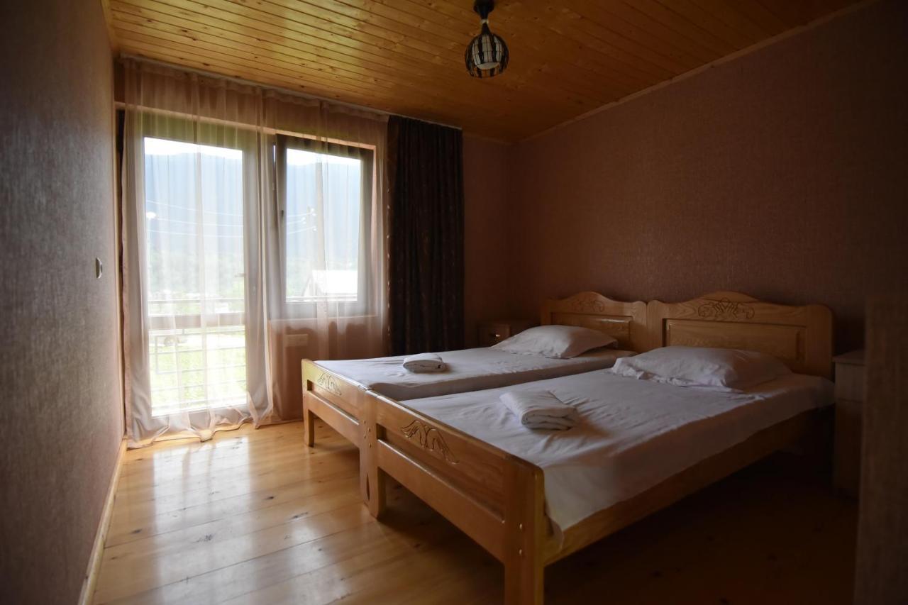 Saba Hotel Mestia Eksteriør billede